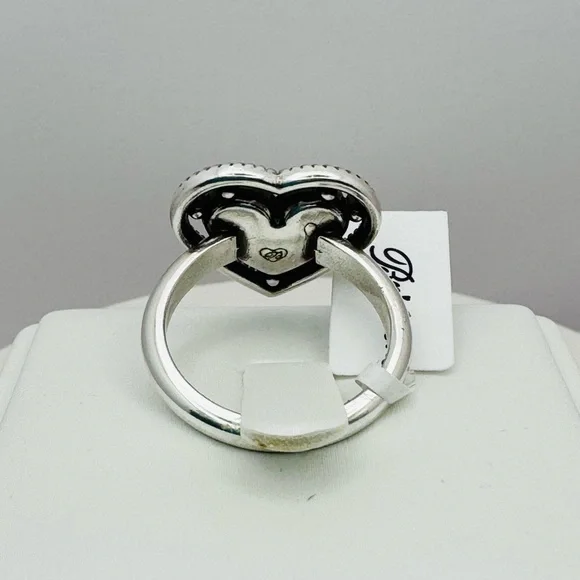 Brighton One Love Petite Heart Ring Size 7 NWT 
w/Brighton pouch - Picture 5 of 6